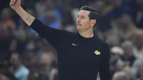 申花5将报到，国足14日集结完毕备战训练